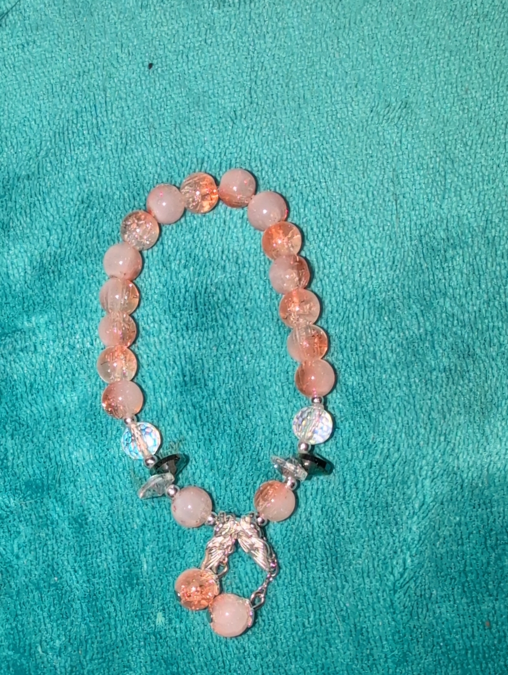 Pink Crystal Beaded Women's Bracelet - Elegant Pink Beads